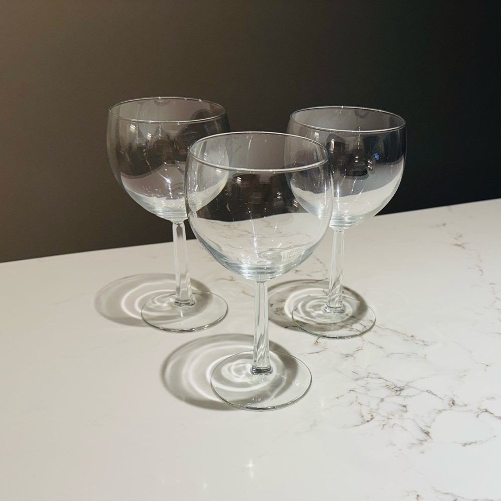 Set of 3 Clear Stemmed Wine Glasses Classic & Durable Glassware